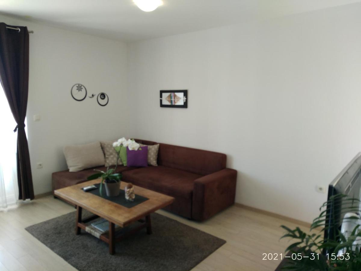 Private Pool And Sea View Apartment Omiš Εξωτερικό φωτογραφία